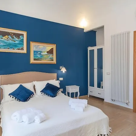La Casa Del Pittore Frühstückspension