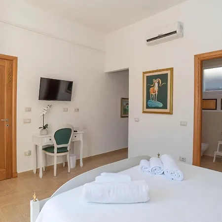La Casa Del Pittore Frühstückspension