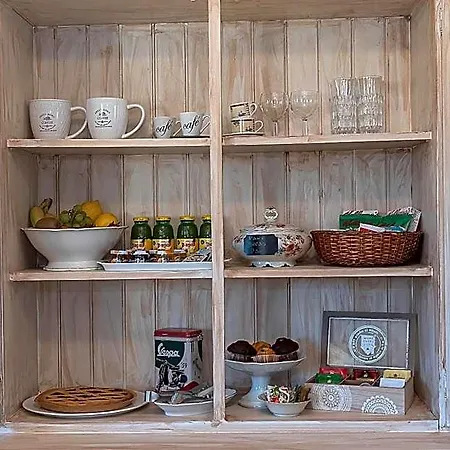 Bed & Breakfast La Casa Del Pittore 4*