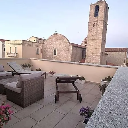 La Casa Del Pittore Bed & Breakfast 4*