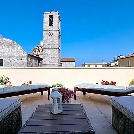 La Casa Del Pittore Bed & Breakfast 4*
